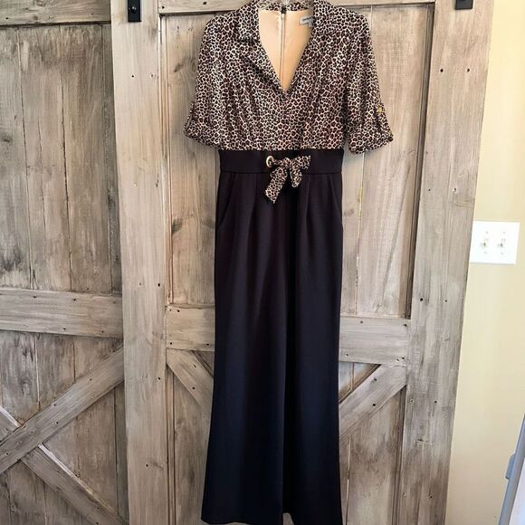 Shelby & Palmer Leopard Cheetah Jumpsuit - Picture 1 of 9